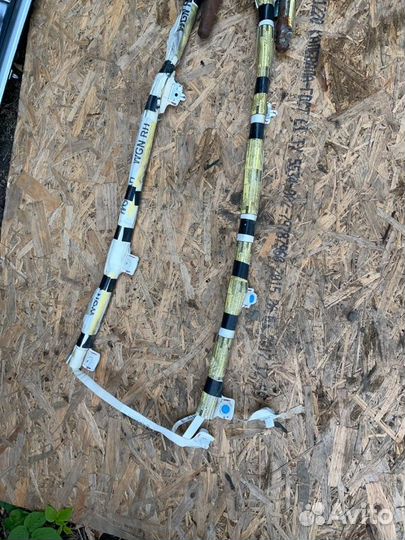 Подушка безопасности боковая потолочная (шторка)