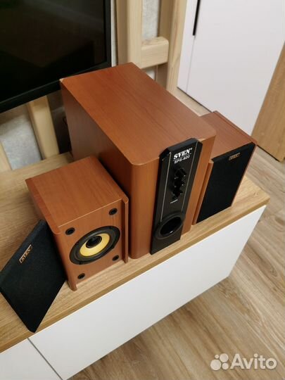 Колонки 2.1 Sven SPS 820