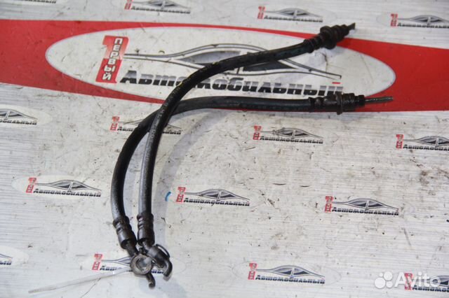 Тормозной шланг зад c Toyota Progres JCG10 1JZ-GE