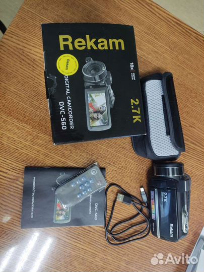 Цифровая видеокамера