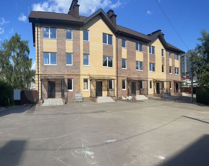 Таунхаус 123,2 м² на участке 1,1 сот.