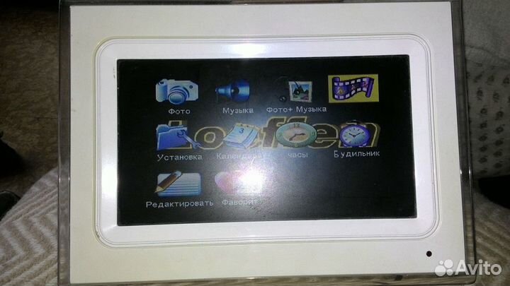 Цифровая фоторамка Loeffn-lf-dpf3070