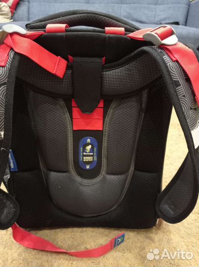Рюкзак школьный