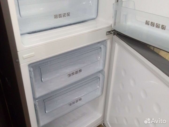 Холодильник Самсунг 180 см