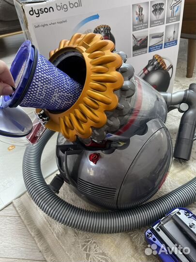 Пылесос Dyson