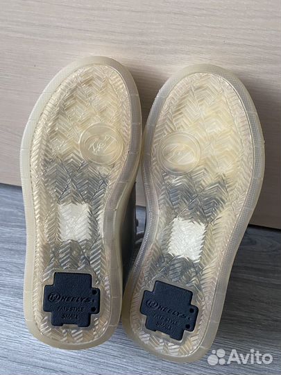 Кроссовки на роликах Heelys
