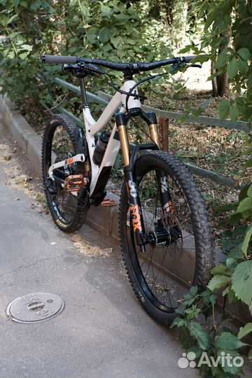 Велосипед Propain Tyee CF 27.5 (2019)