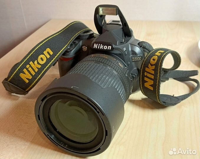 Цифровая зеркалка Nikon D3100