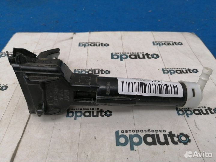 Омыватель фары правый 85207-33040 Toyota Camry 50