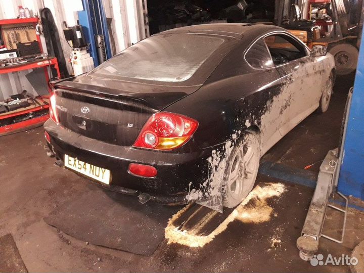 Разбор на запчасти Hyundai Coupe (Tiburon)