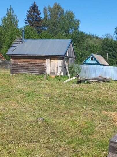 Дача 20 м² на участке 12 сот.