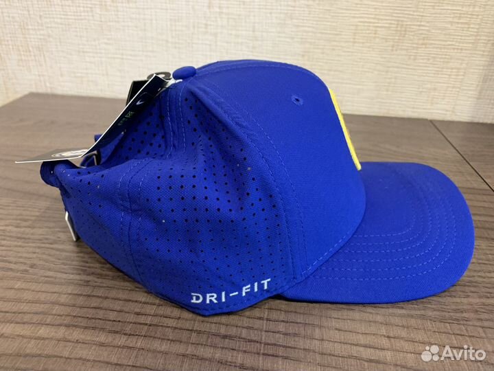 Бейсболка nike