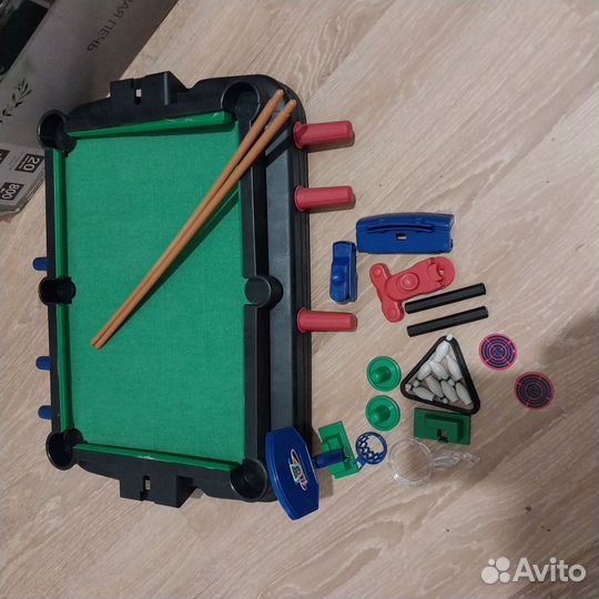 Настольный футбол, бильярд, настольные игры