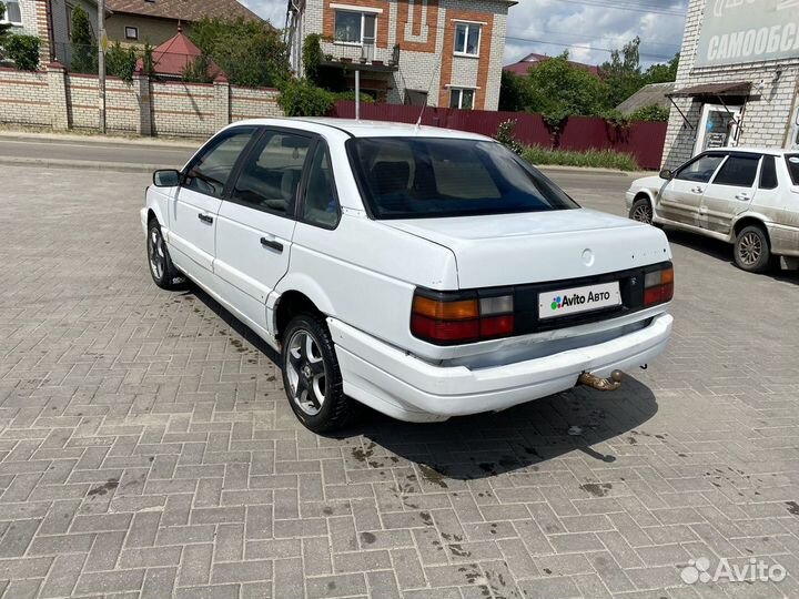 Volkswagen Passat 1.8 МТ, 1992, 250 000 км