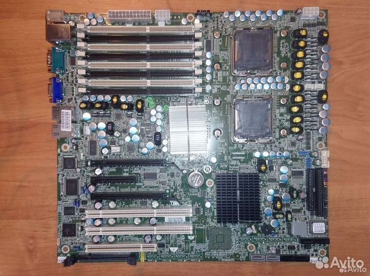 Материнская плата 771