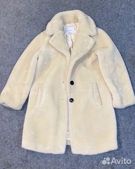 Шубка Mango S-M молочная