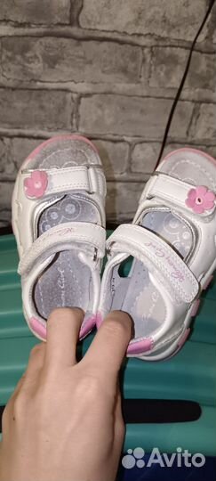 Сандалии для девочки 24 размер
