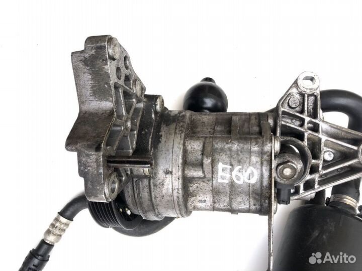 Насос гидроусилителя BMW E60 E63 6781269 LH2114538