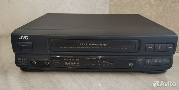 Видеомагнитофон 