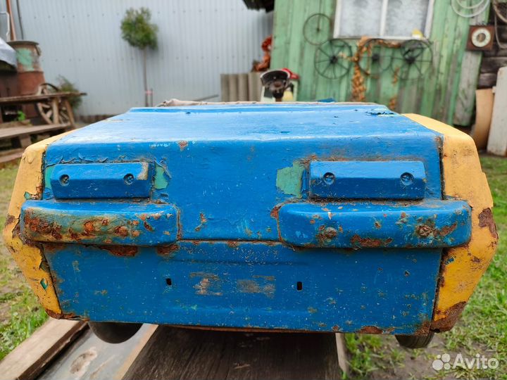 Детская педальная машинка Радуга М2-77 из СССР