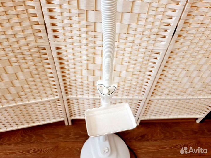 Лампа лупа с регулировкой