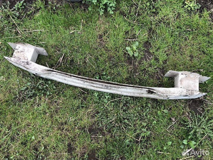 Усилитель заднего бампера Опель Астра J хэтчбек