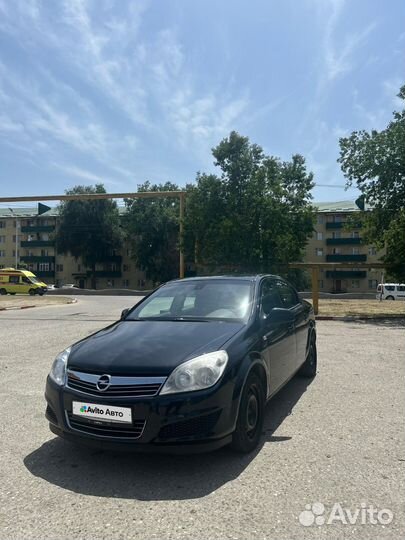 Opel Astra 1.6 МТ, 2012, 330 000 км