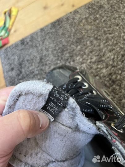 Хоккейные коньки бауэр