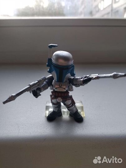 Фигурка из фильма звёздные войны