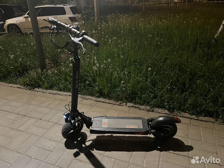 Kugoo m4 pro Электросамокат