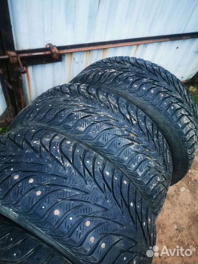 Yokohama Ice Guard Stud IG55 225/50 R17