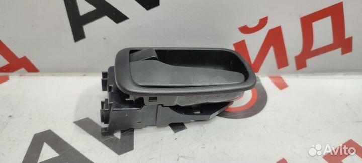 Ручка двери внутренняя передняя левая Mitsubishi