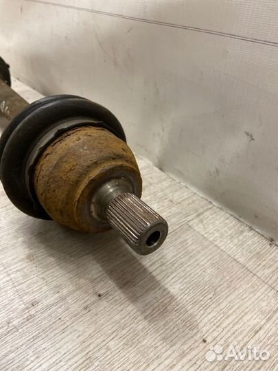 Привод передний левый Ford Focus CB4 1.6L