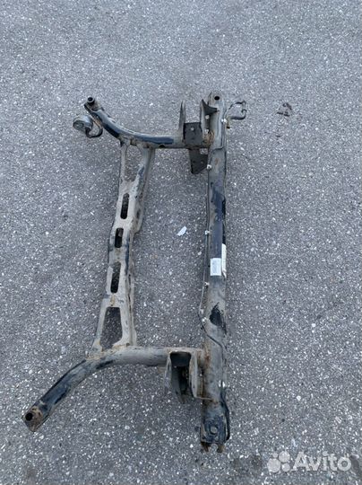 Подрамник задний Volkswagen skoda