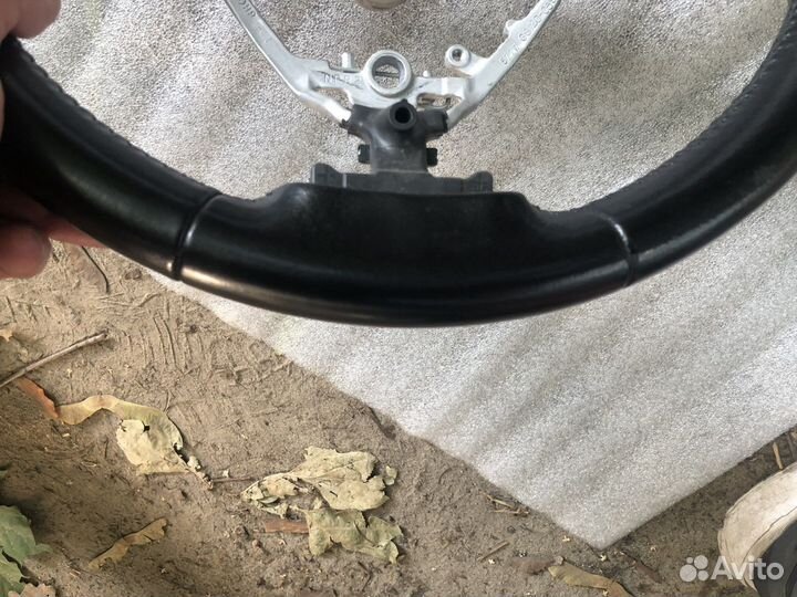 Руль Toyota Voxy-Esquire-Noah