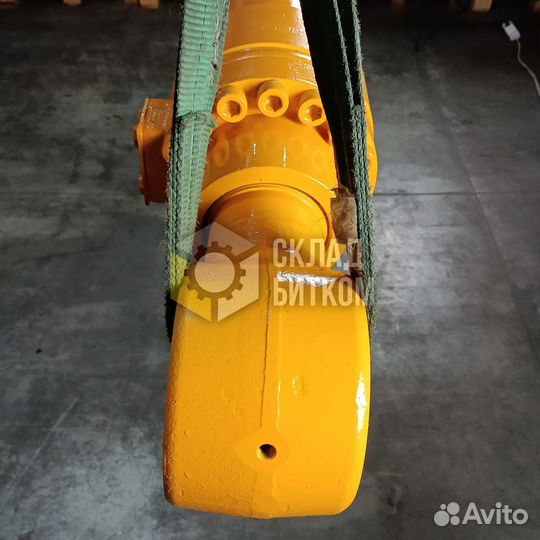 Гидроцилиндр рукояти Hyundai HX210S