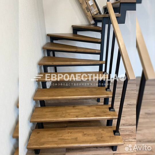 Лестница на второй этаж