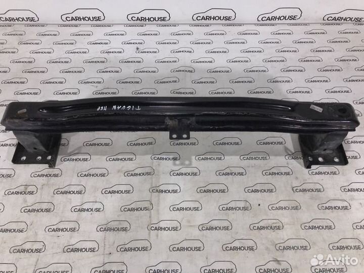 Усилитель переднего бампера Volkswagen Tiguan