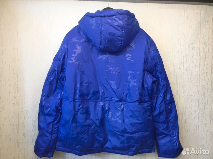 Мужская зимняя куртка с капюшоном