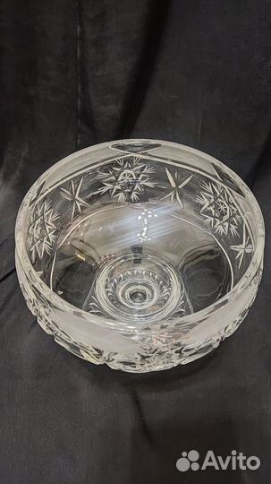 Хрустальная винтажная ваза