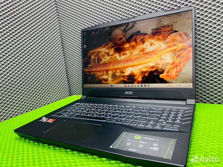 Игровой ноутбук MSI Alpha Ryzen 5/16/SSD512/Rx6600