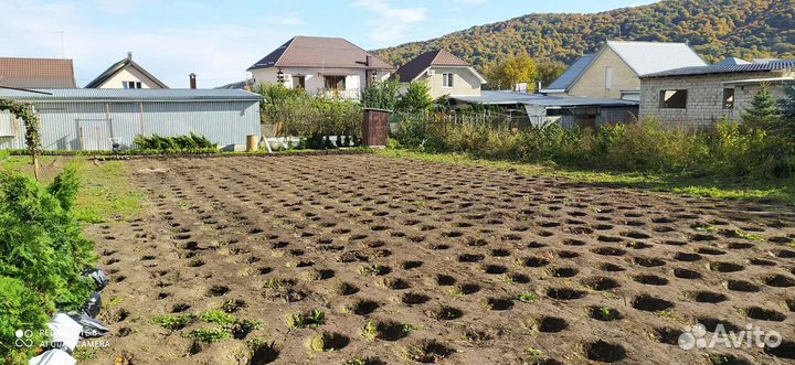Вспашка земли,внесение перегноя