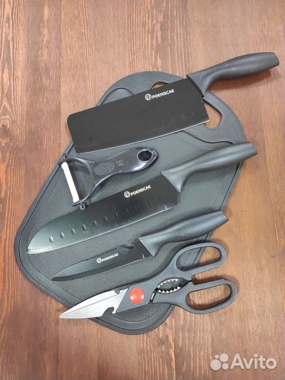 Набор кухонных ножей с подставкой