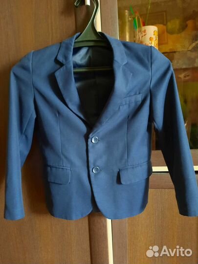 Школьный костюм