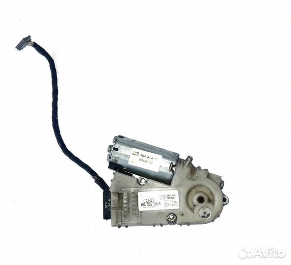 Моторчик люка Audi A6C5