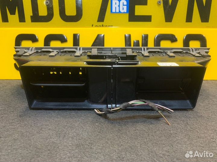 Центральный дефлектор салона Skoda Rapid 1.2 TSI