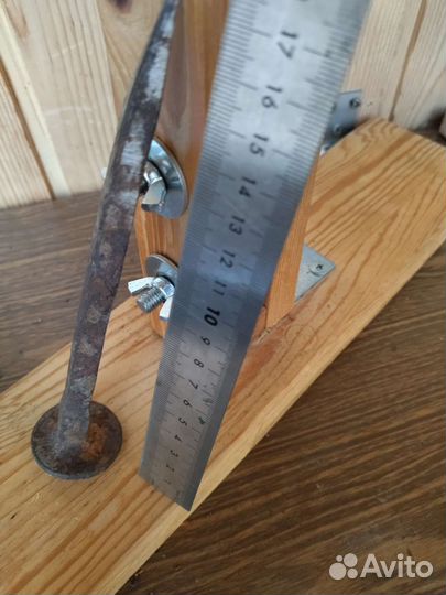 Гвоздь, костыль кованый старинный