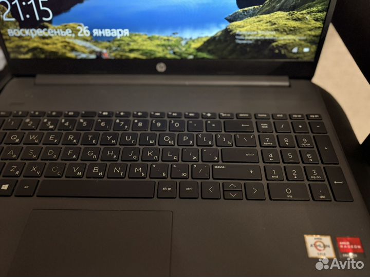 Ноутбук HP 15s-eq1277ur