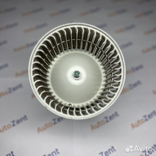 Моторчик отопителя печки Nissan Juke