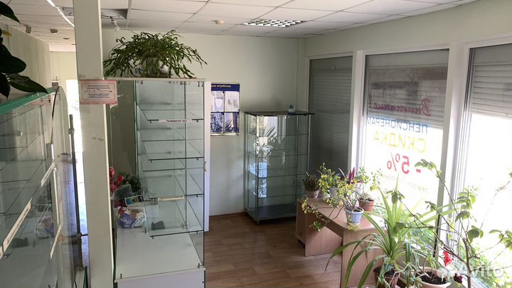 Повильон, 62 м²